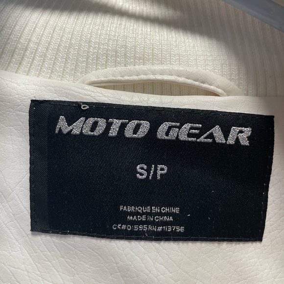 Moto gear small white leather jacket - Picture 2 of 3